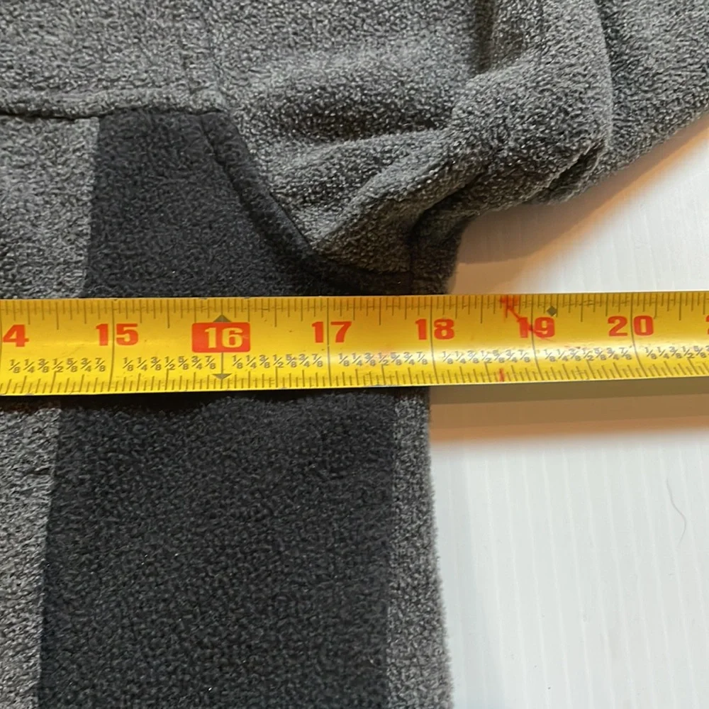 Columbia mock neck full zip fleece jacket, gray and black, kids size small
